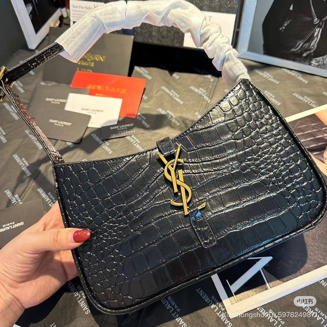 Super Master ++++++
Top Quality 
High Price Bags 
For Price 👇 WTSP Text Zain 0568585901
Zain255
♥️♥️♥️