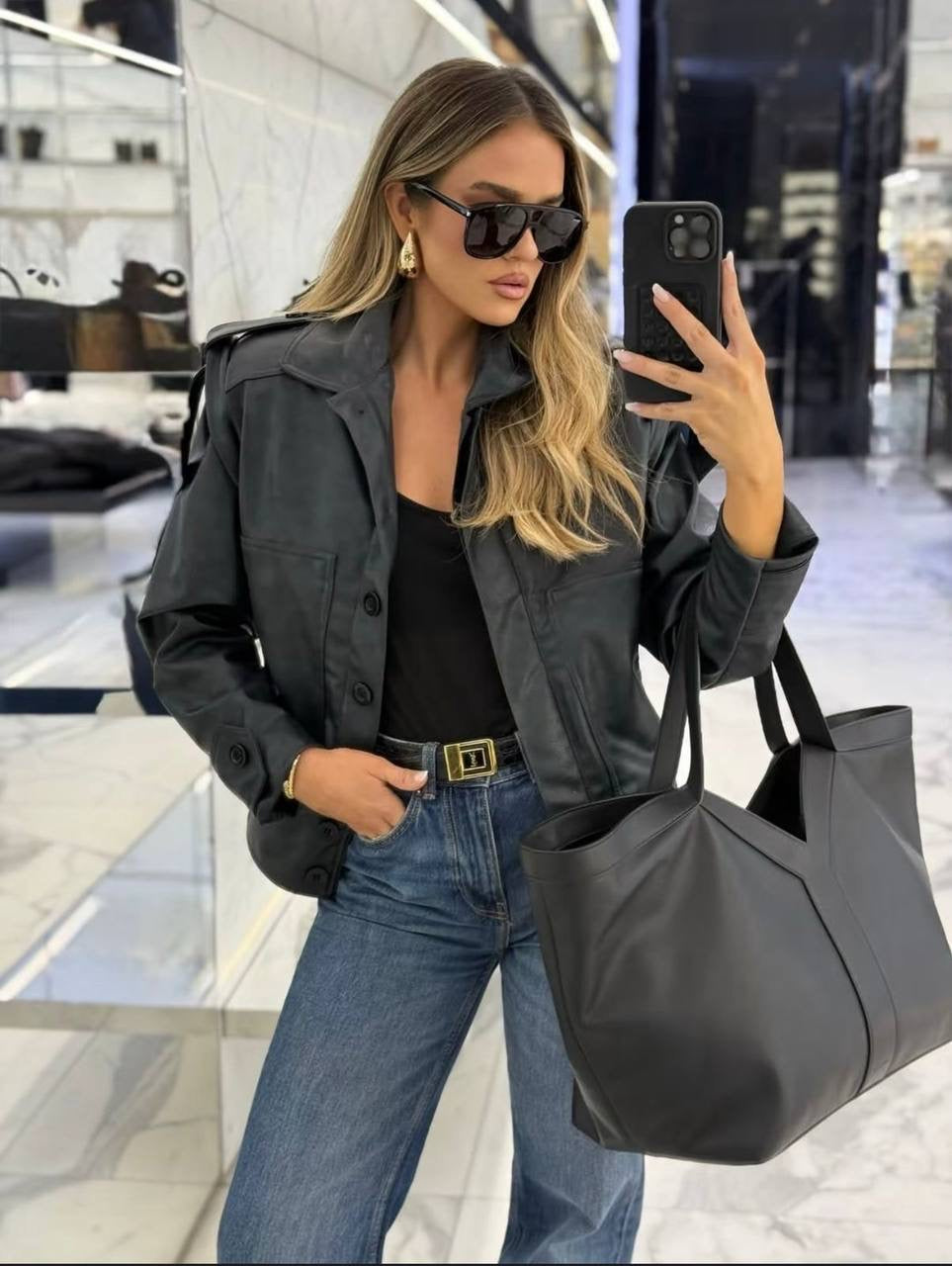 YSL
180 dhs🇦🇪
Zain39
♥️♥️♥️