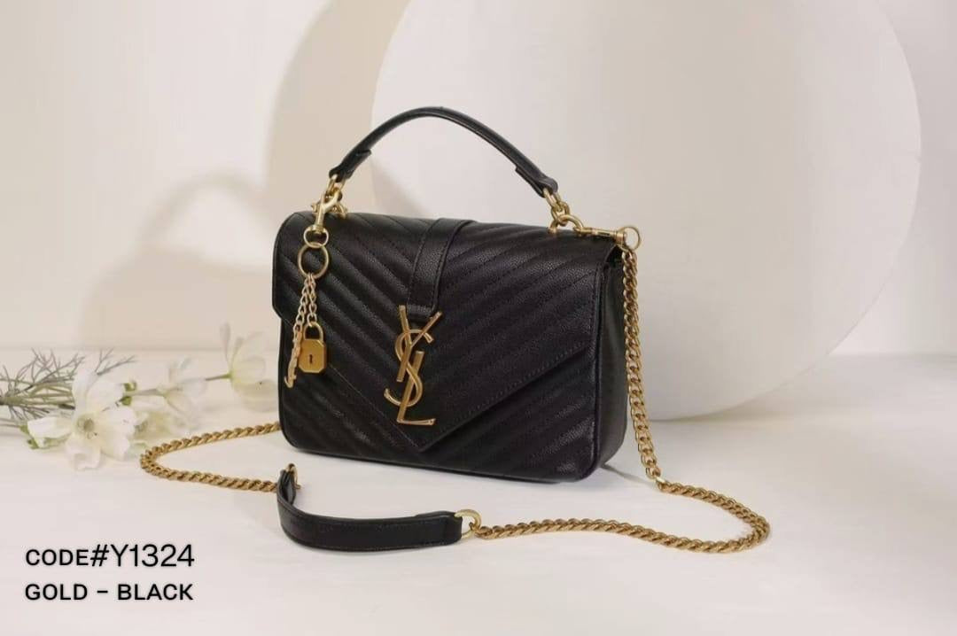 YSL - ʏᴠᴇs sᴀɪɴᴛ ʟᴀᴜʀᴀɴᴛ
ᴄᴏʟʟᴇɢᴇ  ᴍᴇᴅɪᴜᴍ ʙᴀɢ ǫᴜɪʟᴛᴇᴅ ʟᴇᴀᴛʜᴇʀ
ɢᴏʟᴅ ʟᴀᴄᴇ ʜᴀʀᴅᴡᴀʀᴇ
sɪᴢᴇ : 23 x 7 x 14 cm
ᴡɪᴛʜ BOX
🎁🎁🎁
95 dhs🇦🇪
Zain31
♥️♥️♥️