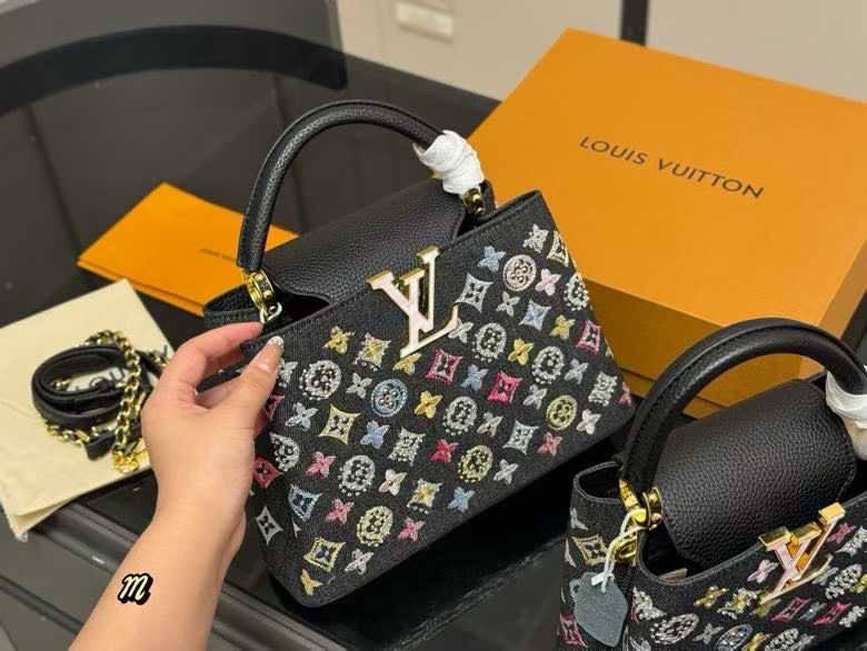 LV Master
21CM 
300 dhs🇦🇪
27CM 
320 dhs🇦🇪
WITH BOX 
🎁🎁🎁
Zain131
♥️♥️♥️