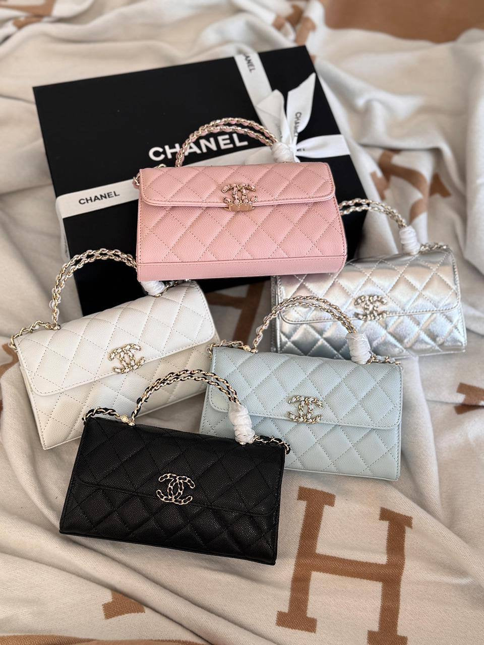 Chanel Master ++++
For Price 👇 WTSP Text Zain 0568585901
Zain258
♥️♥️♥️