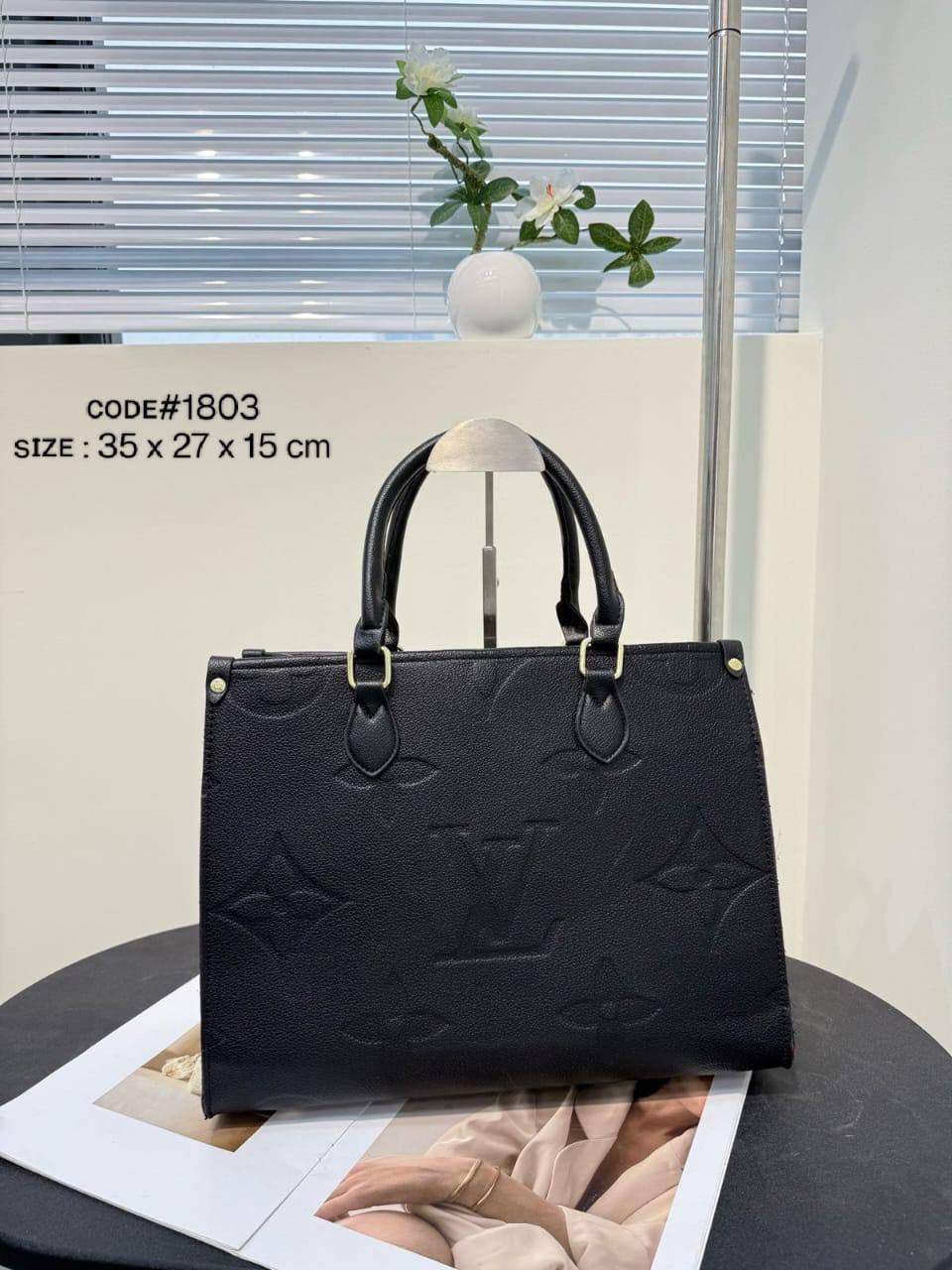 LV
ON THE GO ʜᴀɴᴅᴄᴀʀʀʏ
ᴡɪᴛʜ ʟᴏɴɢ ʙᴇʟᴛ sᴛʀᴀᴘ
sɪᴢᴇ: 35 cm
75 dhs🇦🇪
Zain31
♥️♥️♥️