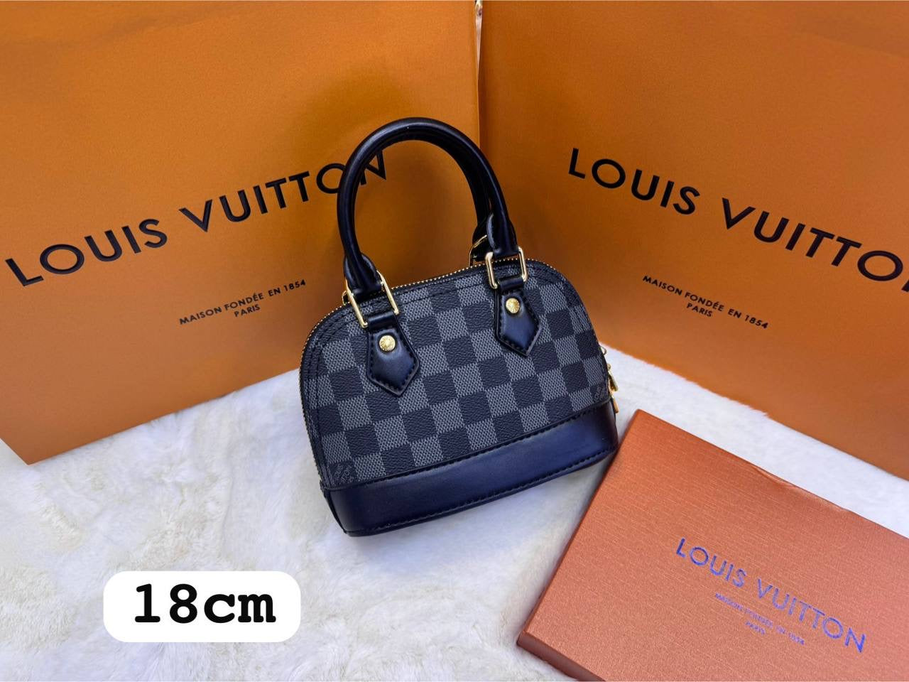 LV
ᴡɪᴛʜ ʟᴏɴɢ sᴛʀᴀᴘ
ᴡɪᴛʜʙᴏx
🎁🎁🎁
ʟᴇᴀᴛʜᴇʀ
sɪᴢᴇ:18ᴄᴍ
90 dhs🇦🇪
Zain56
♥️♥️♥️