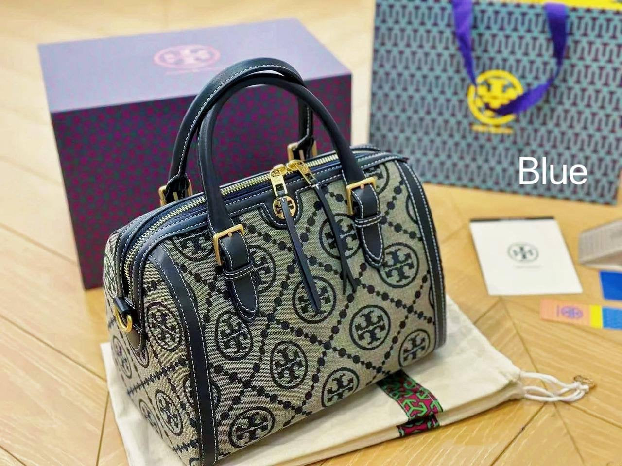 Tory Burch
95 dhs🪙
Zain46
❤️❤️❤️
