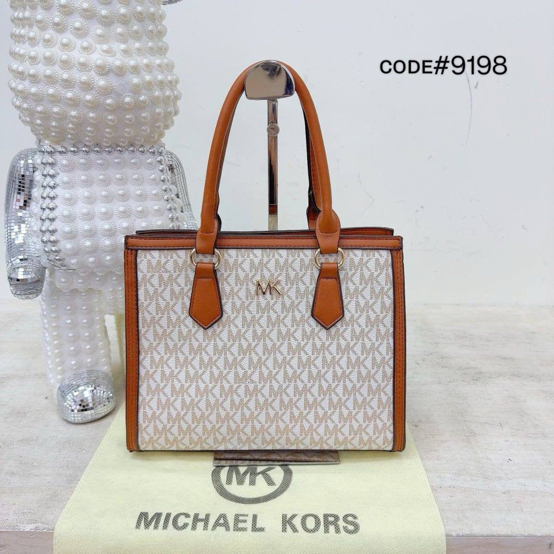 MK
ᴛᴏᴘ ʜᴀɴᴅʟᴇ ᴍɪɴɪ ᴏɴ ᴛʜᴇ ɢᴏ
ᴢɪᴘᴘᴇʀ ᴛʏᴘᴇ
ɪᴛ ʟᴏɴɢ ʙᴇʟᴛ sᴛʀᴀᴘ
sɪᴢᴇ : 24 cm
70 dhs🇦🇪
Zain31
♥️♥️♥️