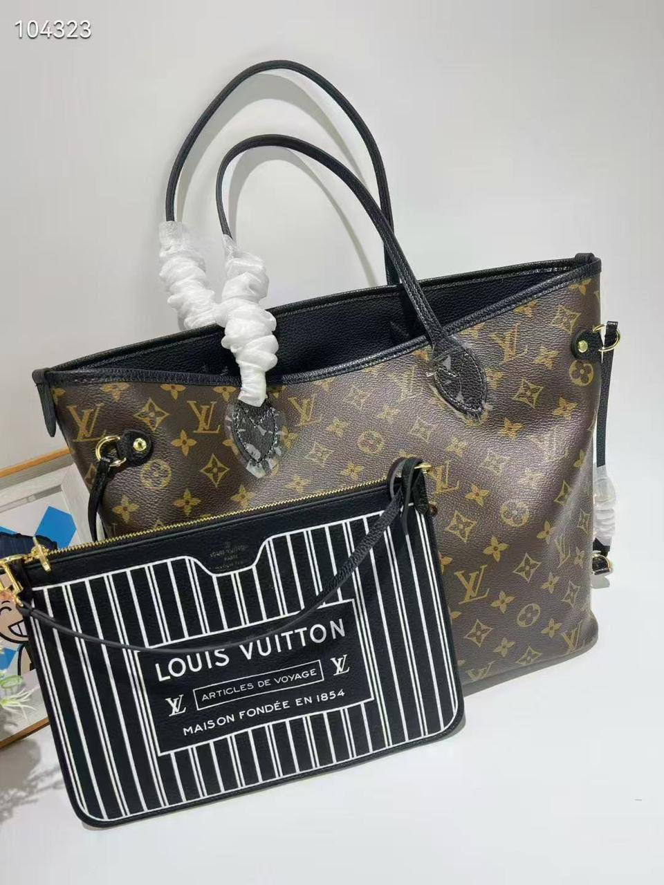 LV Master Neverfull 
Medium size 32cm 
270 dhs🇦🇪
Zain228
♥️♥️♥️