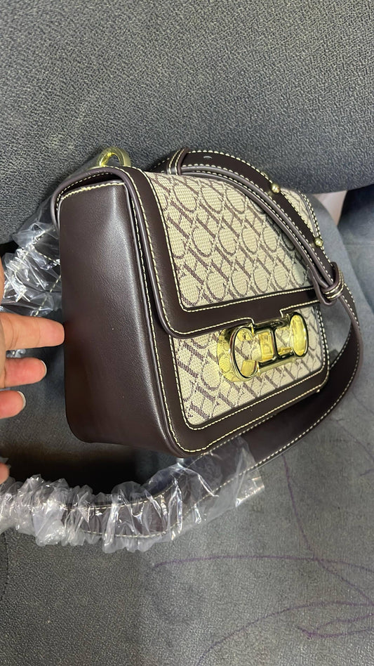 CH
High Quality 
with box 
🎁🎁🎁
95 dhs🇦🇪
Zain136
♥️♥️♥️