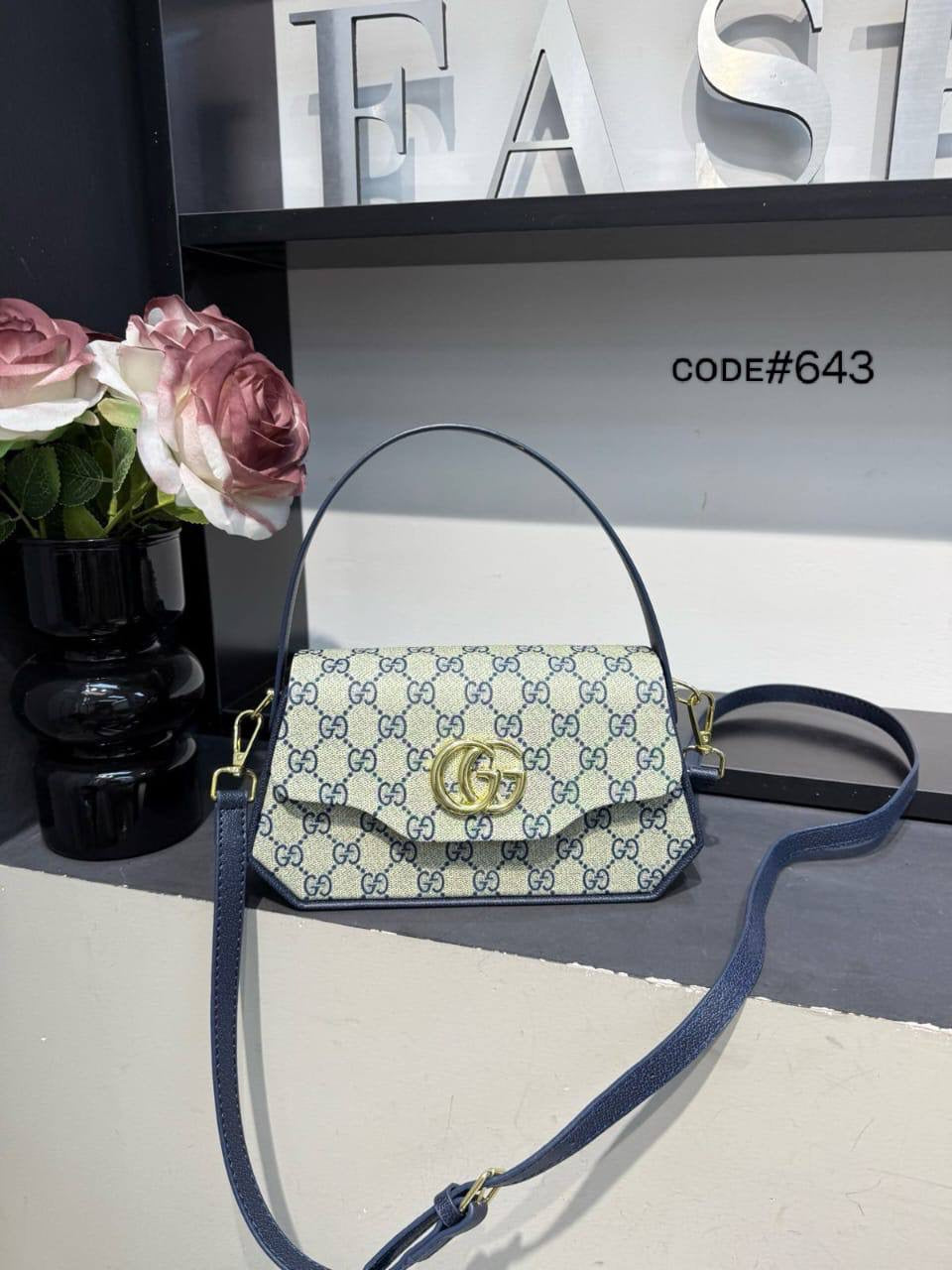 Gucci ʜᴀɴᴅ ʙᴀɢ
ᴡɪᴛʜ ʟᴏɴɢ ʙᴇʟᴛ sᴛʀᴀᴘ
sɪᴢᴇ : 23 cm
70 dhs🇦🇪
Zain31
♥️♥️♥️