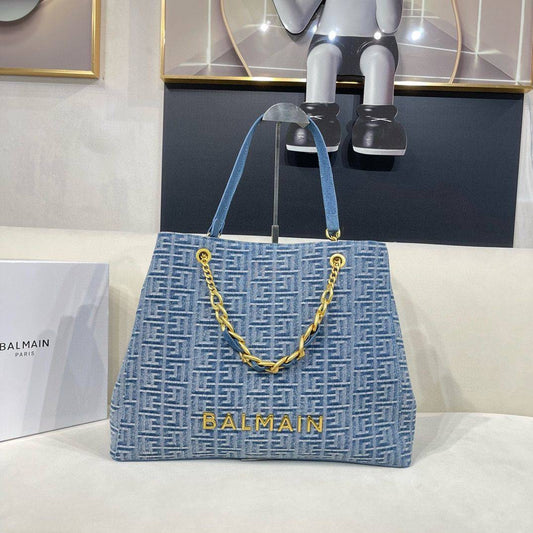 BALMAIN 
COPY ONE SPECIAL OFFER 
140 dhs🇦🇪
Zain39
♥️♥️♥️