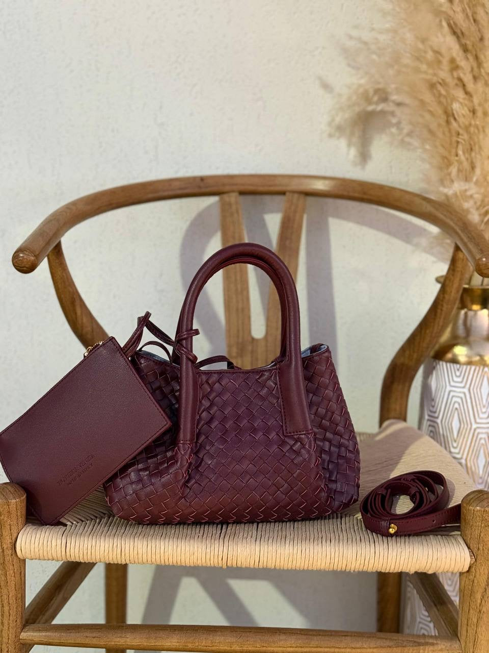 New Collection✨✨✨
BOTTEGA VENETA
25cm
350 dhs🇦🇪
Top quality 
With box🎁
Zain167
♥️♥️♥️