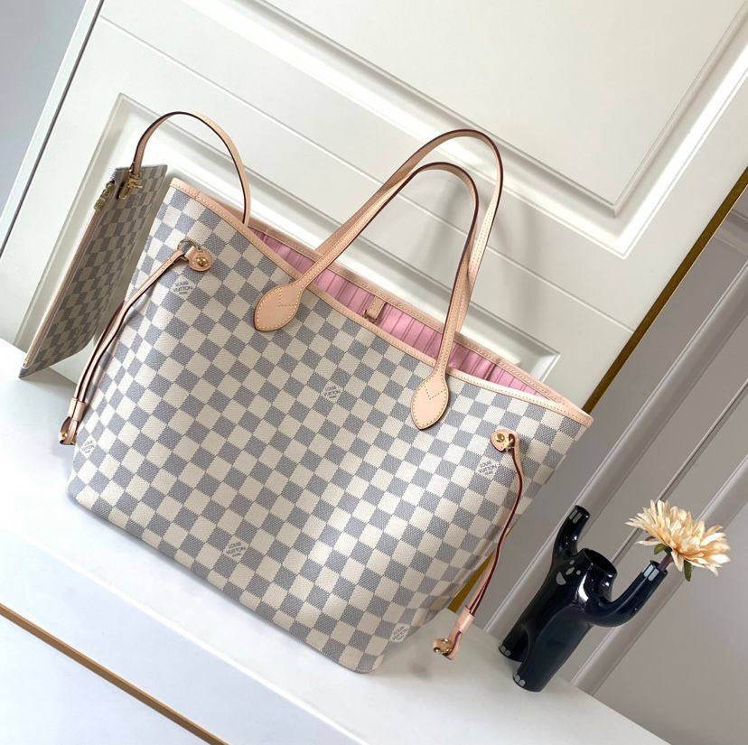 LV NEVERFULL Master
32CM  
250 dhs🇦🇪
WITH BOX 
🎁🎁🎁
Zain131
♥️♥️♥️