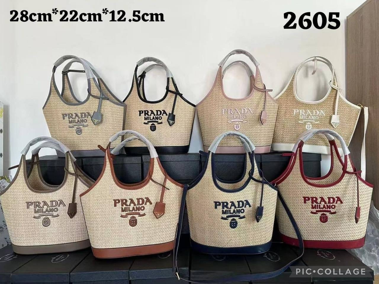 PRADA 
NEW CAME GOOD QUALITY 
110 dhs🇦🇪
SIZE: 28cm 
Zain39
♥️♥️♥️