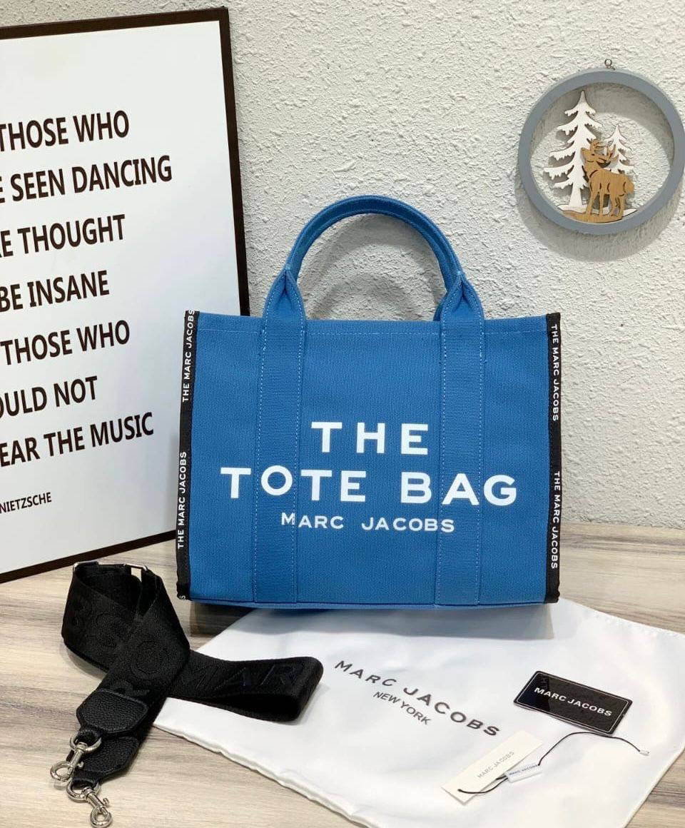 MARC JACOBS 
TOTE BAG GOOD QUALITY 
100 dhs🇦🇪
SIZE:32cm
Zain39
♥️♥️♥️