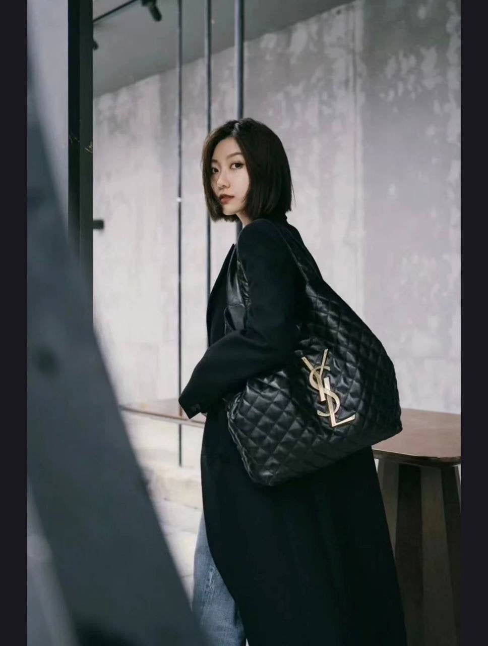 YSL 
Master
250 dhs🇦🇪
Zain39
♥️♥️♥️