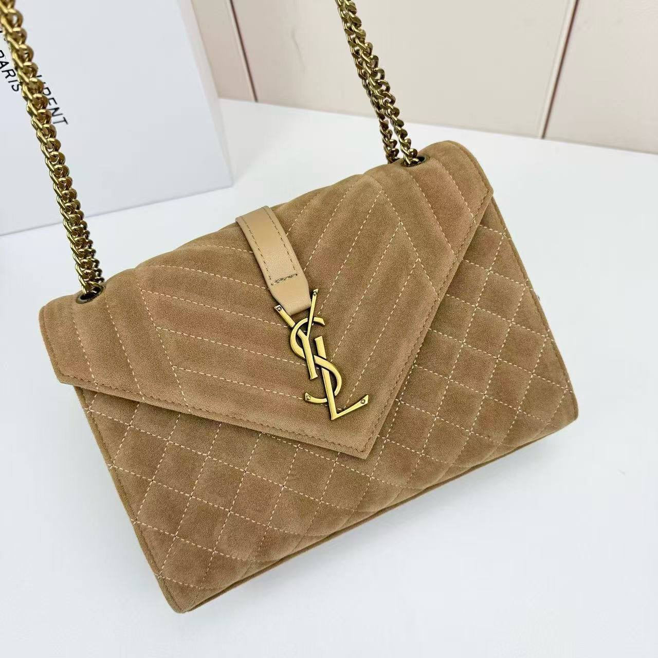 YSL Master 
270 dhs🇦🇪
#without box
#24cm
Zain228
♥️♥️♥️