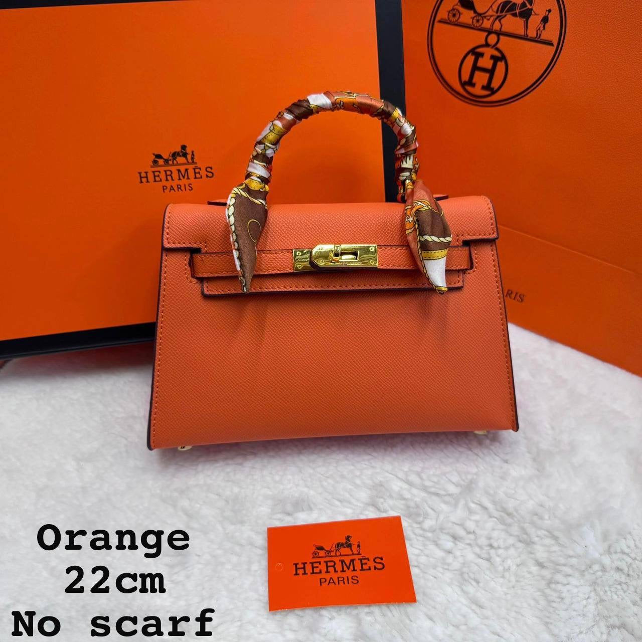 Hermes ᴋᴇʟʟʏ ʙᴀɢ  
gold hardware 
ᴡɪᴛʜ ʙᴏx 
🎁🎁🎁
No twilly
ʟᴇᴀᴛʜᴇʀ 
sɪᴢᴇ:22ᴄᴍ 
90 dhs🇦🇪
Zain56
♥️♥️♥️