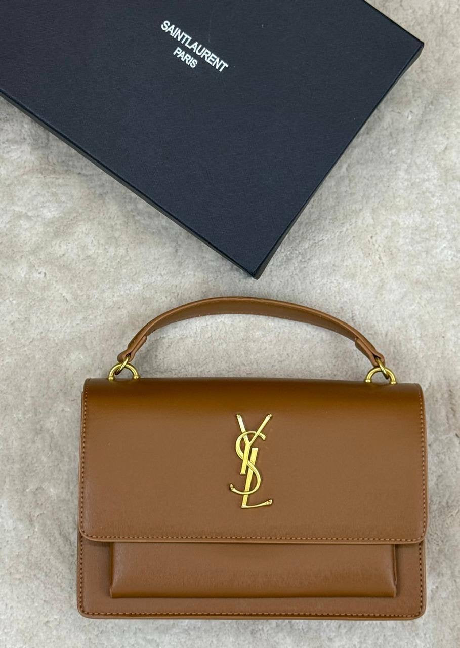 YSL SUNSET 
PREMIUM QUALITY ☘️
105 dhs🇦🇪
WITH BOX 
🎁🎁🎁
Zain28
♥️♥️♥️