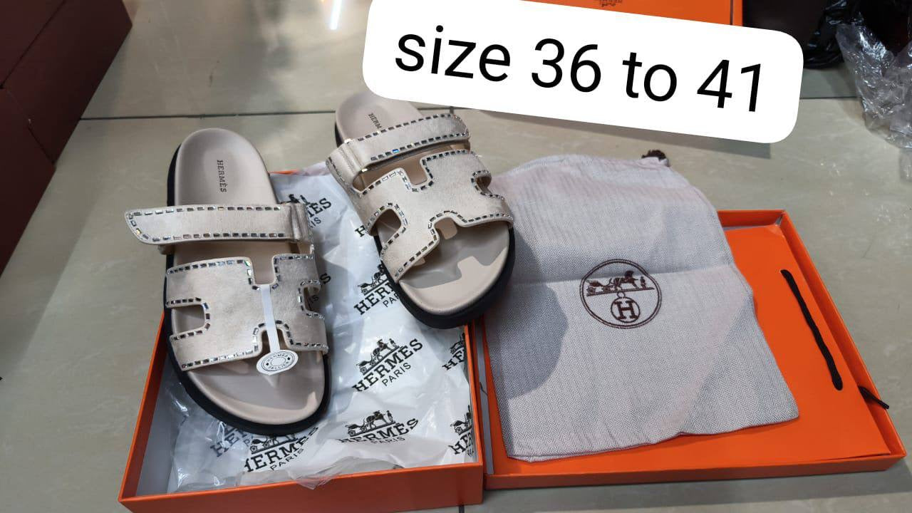 Hermes Slippers
100 dhs🇦🇪
Zain146
♥️♥️♥️