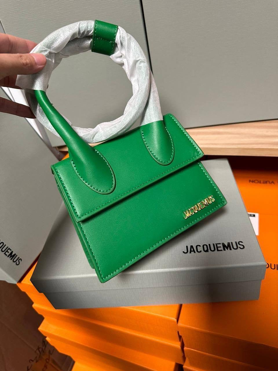 JACOUMOUS 
90 dhs🇦🇪
with box
🎁🎁🎁
Zain90
♥️♥️♥️