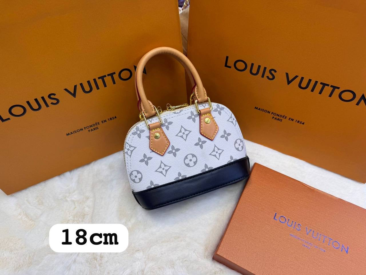 LV
ᴡɪᴛʜ ʟᴏɴɢ sᴛʀᴀᴘ
ᴡɪᴛʜʙᴏx
🎁🎁🎁
ʟᴇᴀᴛʜᴇʀ
sɪᴢᴇ:18ᴄᴍ
90 dhs🇦🇪
Zain56
♥️♥️♥️