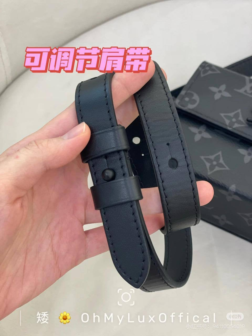 LV
20*14*6 cm
70 dhs🇦🇪
Zain17
♥️♥️♥️