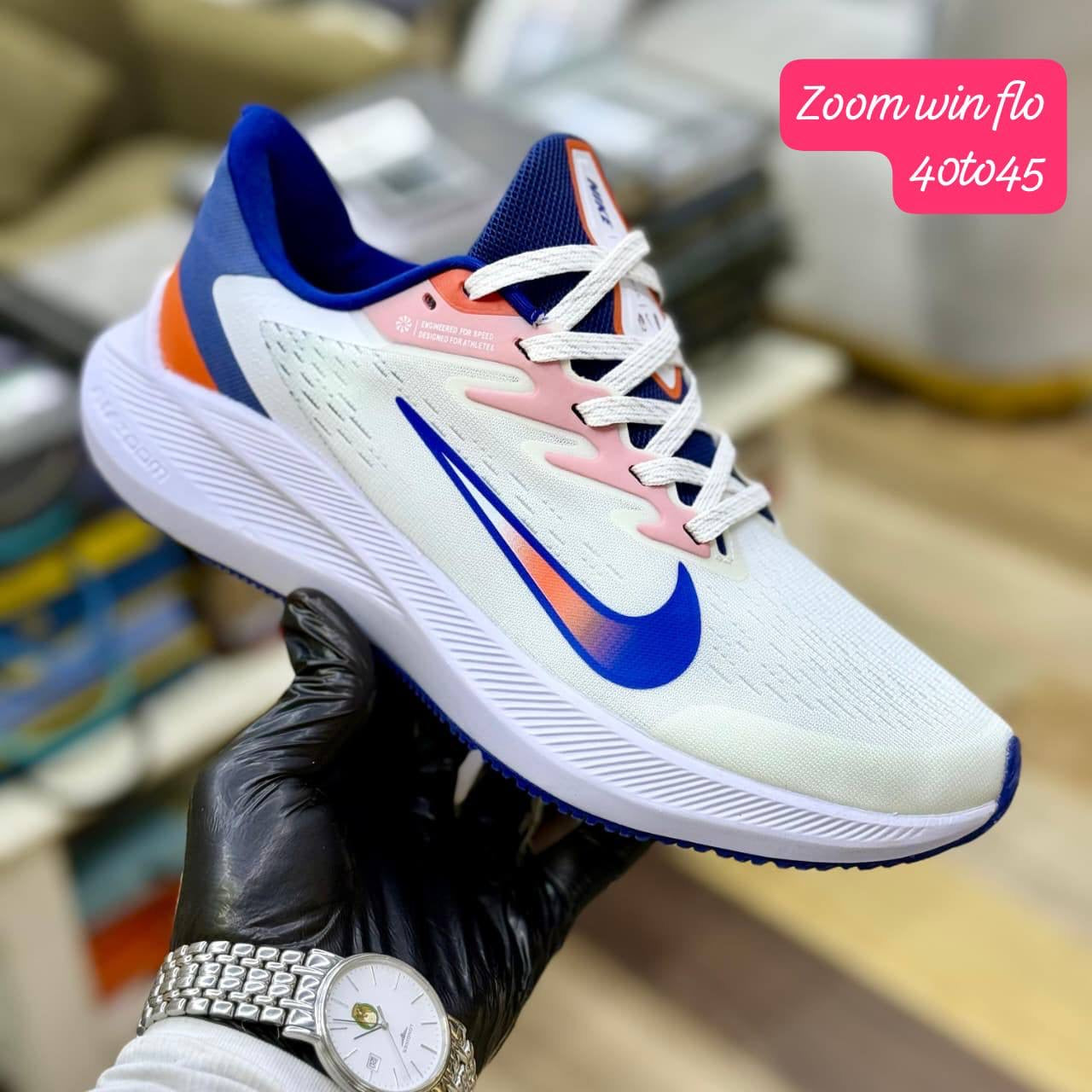 Nike zoom
Available size on pictures written 
100 dhs🇦🇪
Zain27
♥️♥️♥️