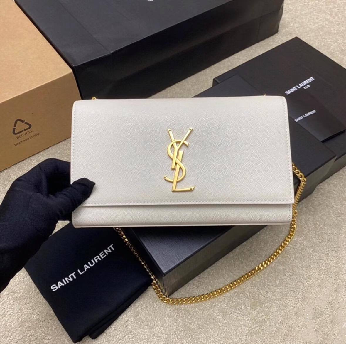 Ysl Kate
Size : 24 * 14.5 * 5.5  cm
95 dhs🇦🇪
with box 🎁
Zain115
♥️♥️♥️