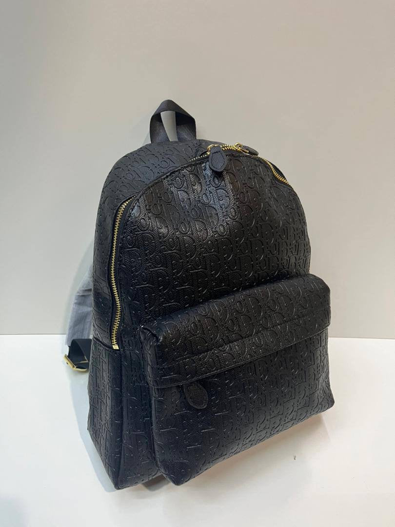 Bagback
105 dhs🇦🇪
size 31×12×38cm
Zain213
♥️♥️♥️