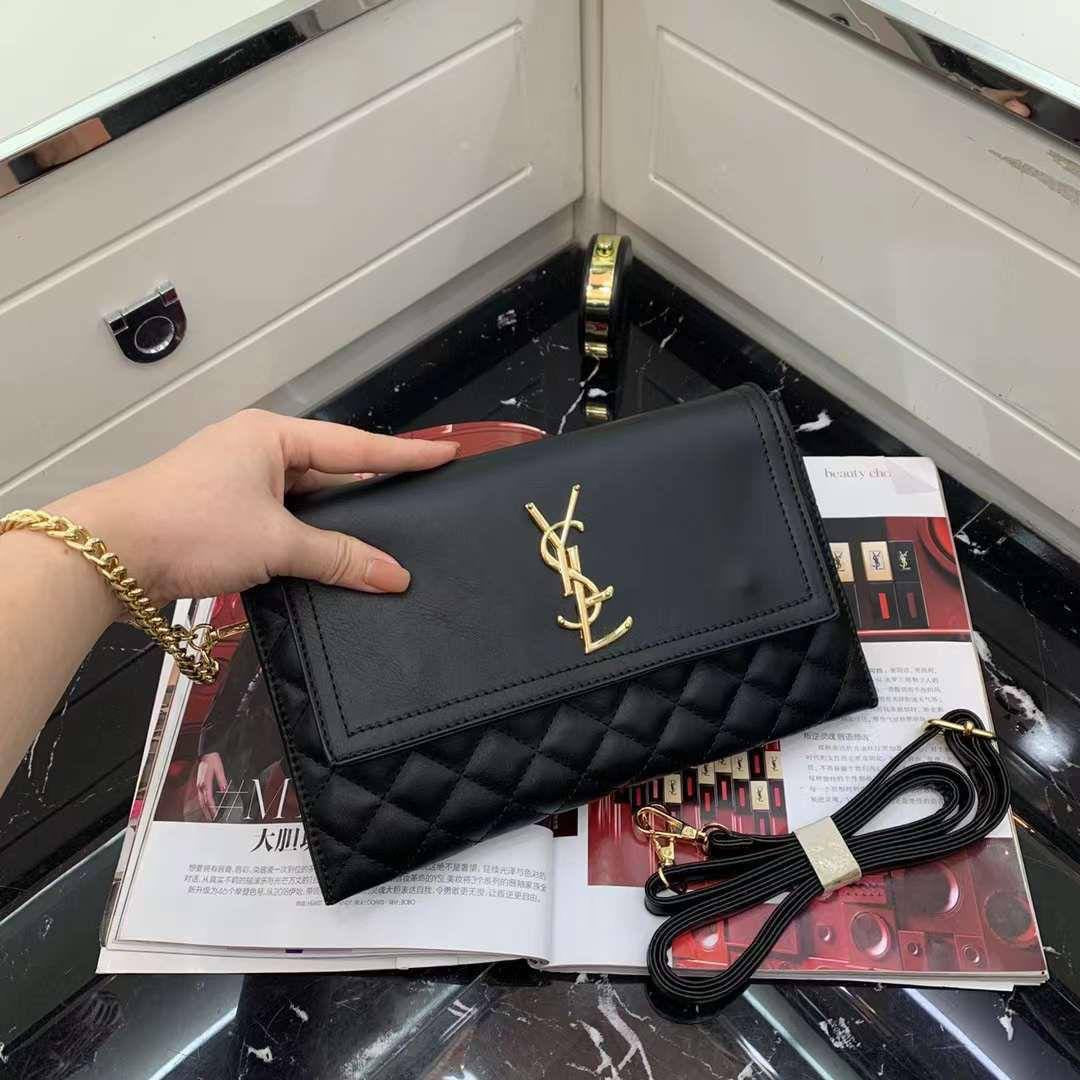 🎉 Offer 🎊  Ysl  clutch
Size : 29 *16 cm
50 dhs🇦🇪
Zain115
♥️♥️♥️