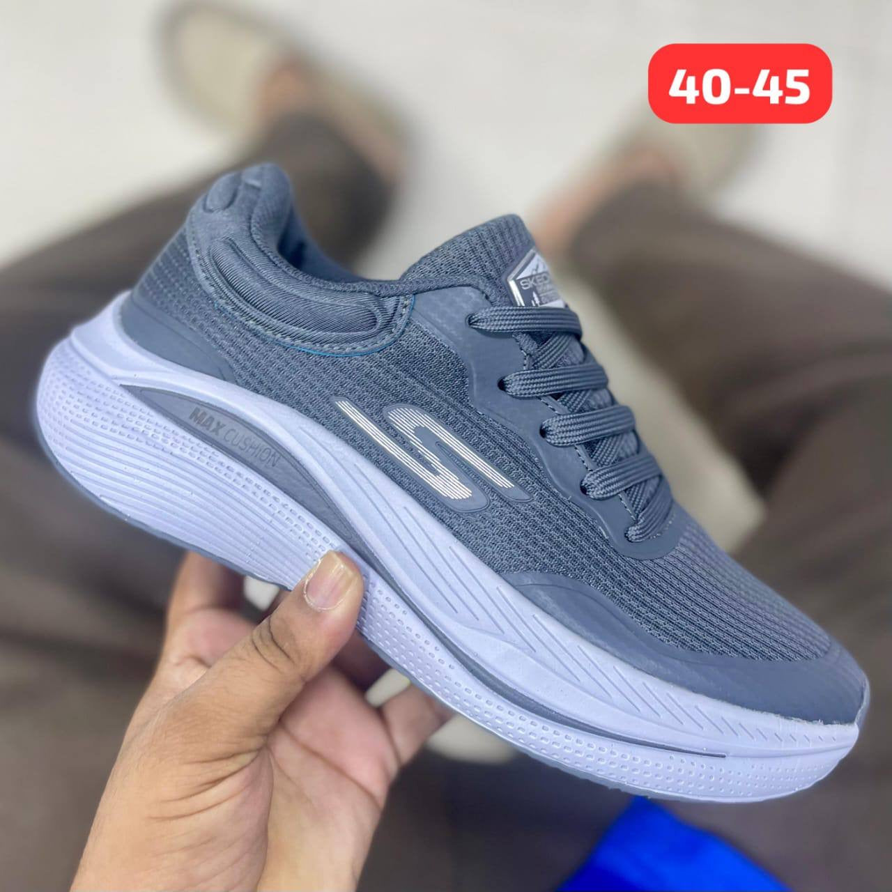 Skechers
Size 40 - 45
100 dhs🇦🇪
Zain27
♥️♥️♥️