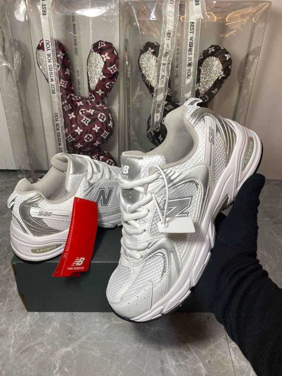 New Balance 530 "White Silver Metallic"
36-45 AVAILABLE 🤩
160 dhs🪙
Zain242
♥️♥️♥️