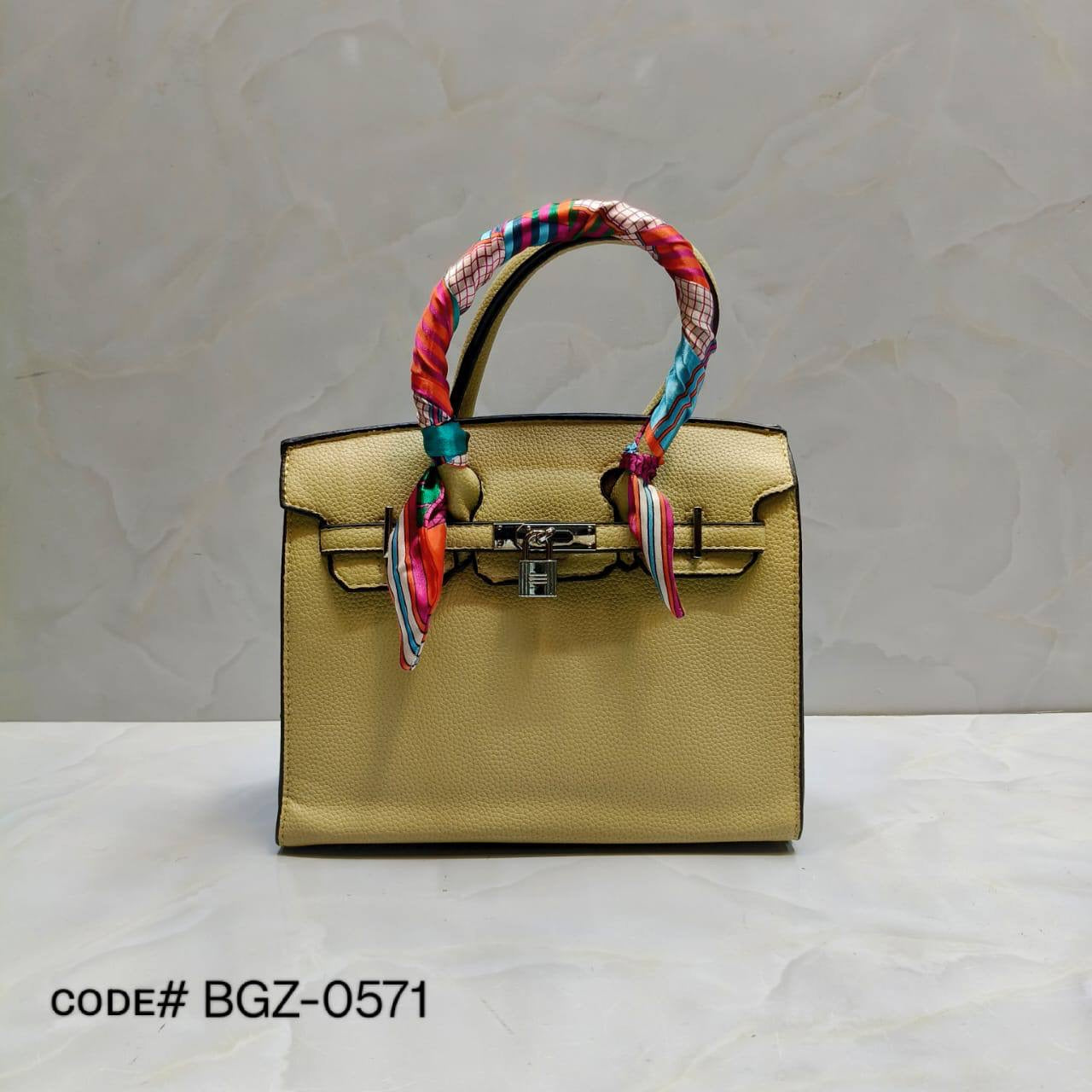 Hermes BIRKINS
sɪʟᴠᴇʀ ʜᴀʀᴅᴡᴀʀᴇ
ᴡɪᴛʜ ᴛᴡɪʟʟʏ ᴀɴᴅ ʟᴏɴɢ sᴛʀᴀᴘ
sᴏғᴛ ᴍᴀᴛᴛᴇ ʟᴇᴀᴛʜᴇʀ
sɪze: 25 ᴄm
70 dhs🇦🇪
Zain31
♥️♥️♥️