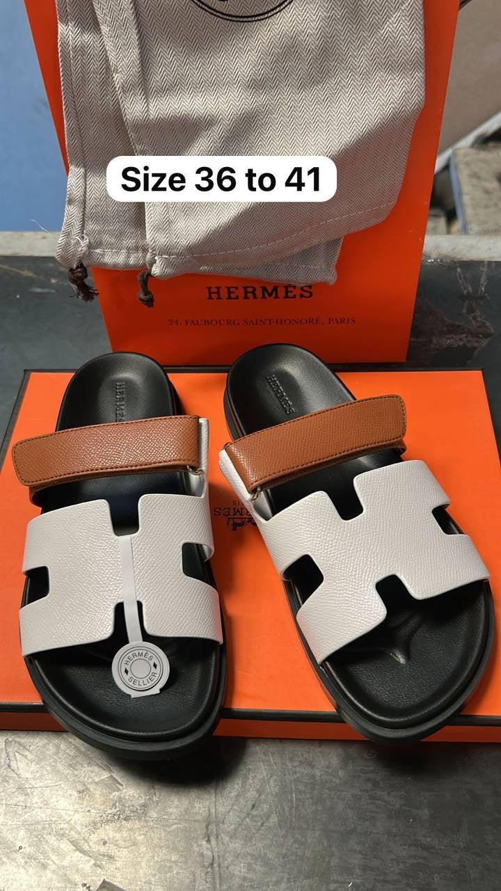 Hermes Slippers
100 dhs🇦🇪
Zain146
♥️♥️♥️
