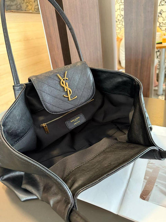 YSL Master
350 dhs🇦🇪
#29 cm…
Zain228
♥️♥️♥️