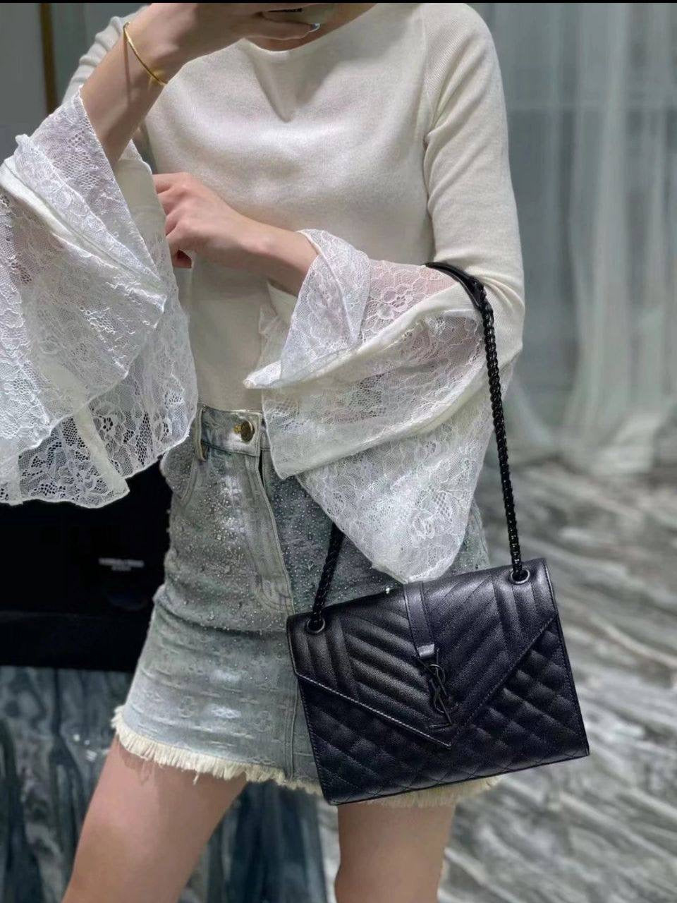 YSL
95 dhs🇦🇪
Good quality 
with box
🎁🎁🎁
Zain35
♥️♥️♥️