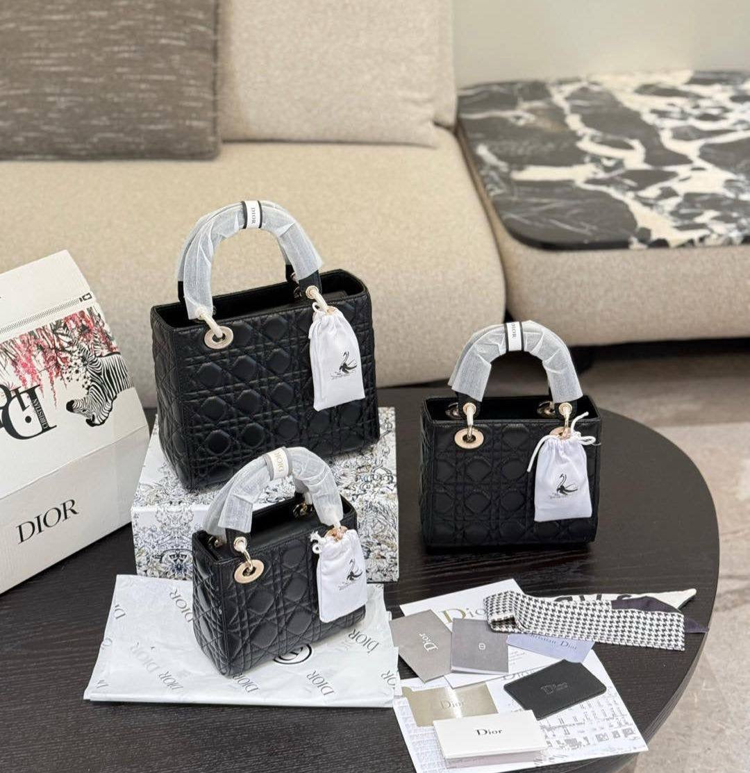 Dior Master +++
For Price 👇 WTSP Text Zain 0568585901
Zain142
♥️♥️♥️