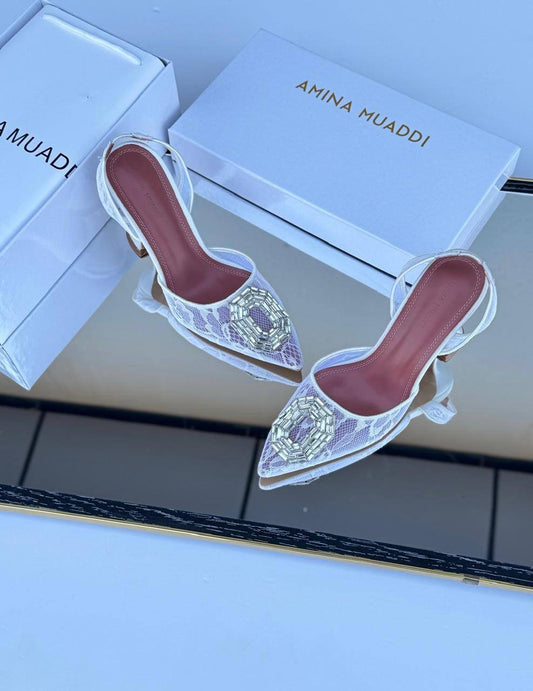 Chanel 
Amina HUADDI 7cm
120 dhs🇦🇪
Size 36-37-38-39-40-41
Zain21
♥️♥️♥️