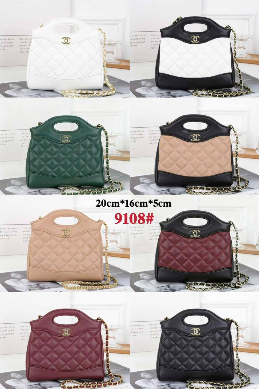 CHANEL 
NEW CAME GOOD QUALITY 
WITH BOX 
🎁🎁🎁
90 dhs🇦🇪
Zain39
♥️♥️♥️