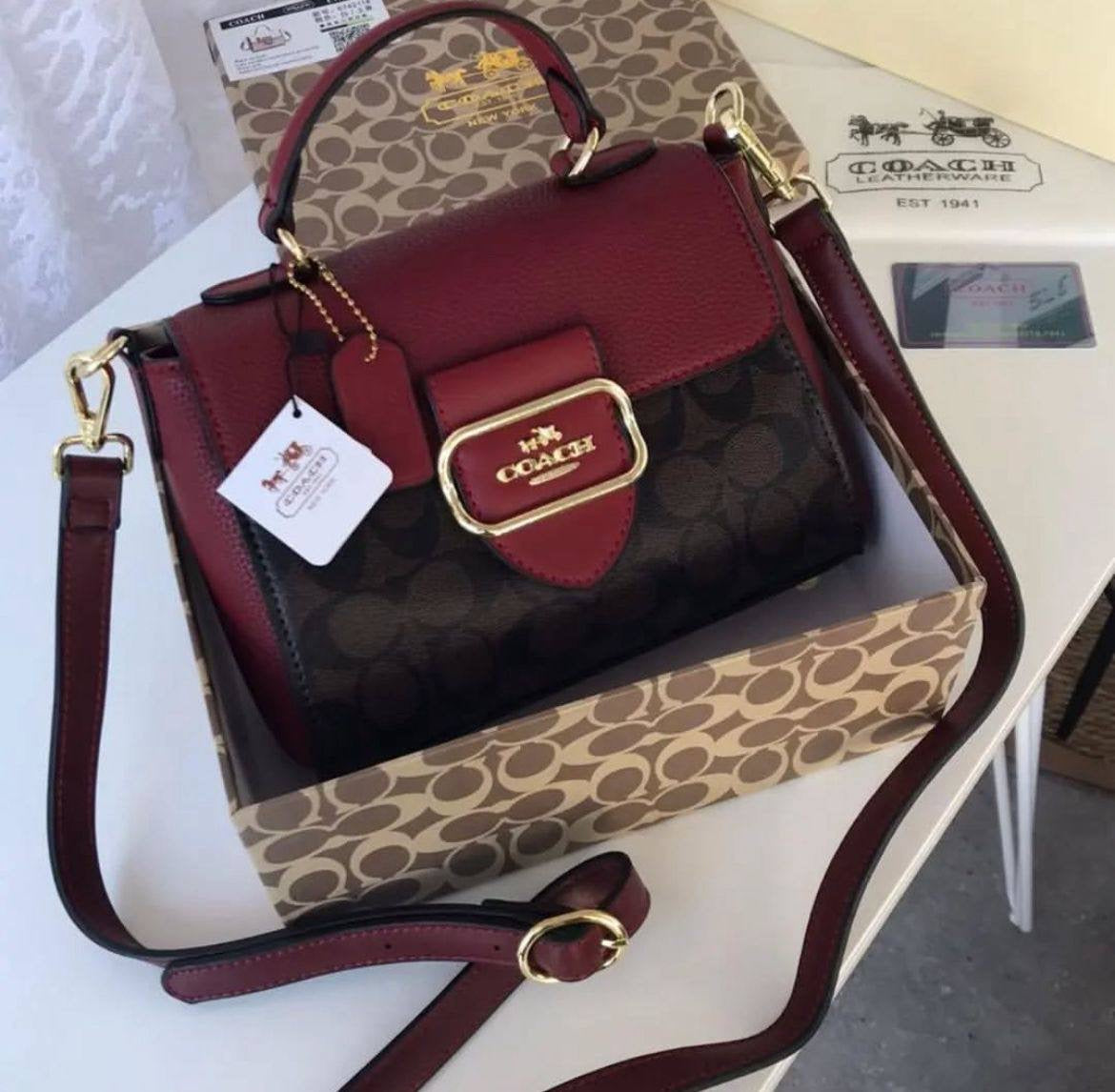 Coach
95 dhs🇦🇪
Good quality 
with box
🎁🎁🎁
Zain35
♥️♥️♥️
