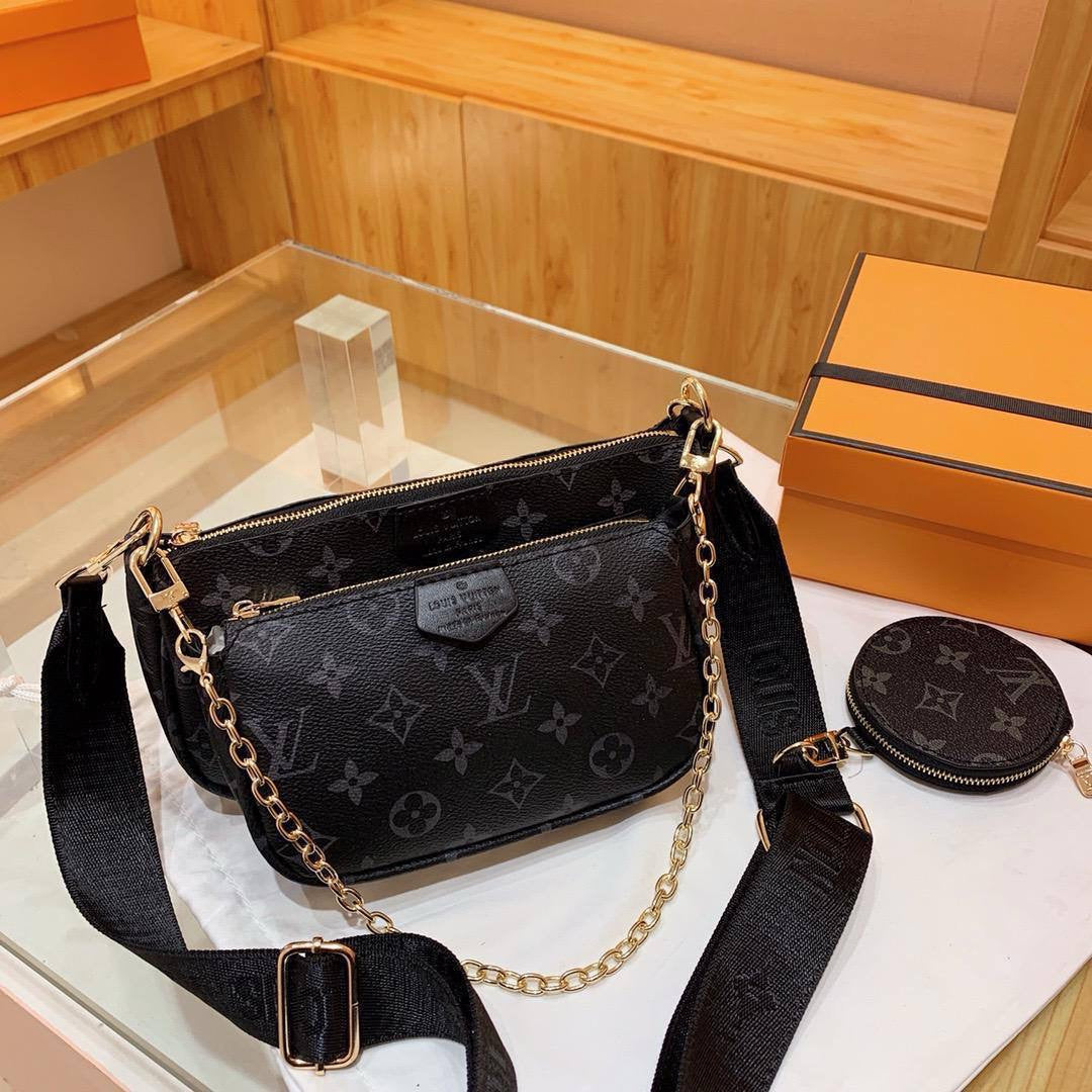 LV
3 in 1
With box
🎁🎁🎁
75 dhs🇦🇪
Zain17
♥️♥️♥️