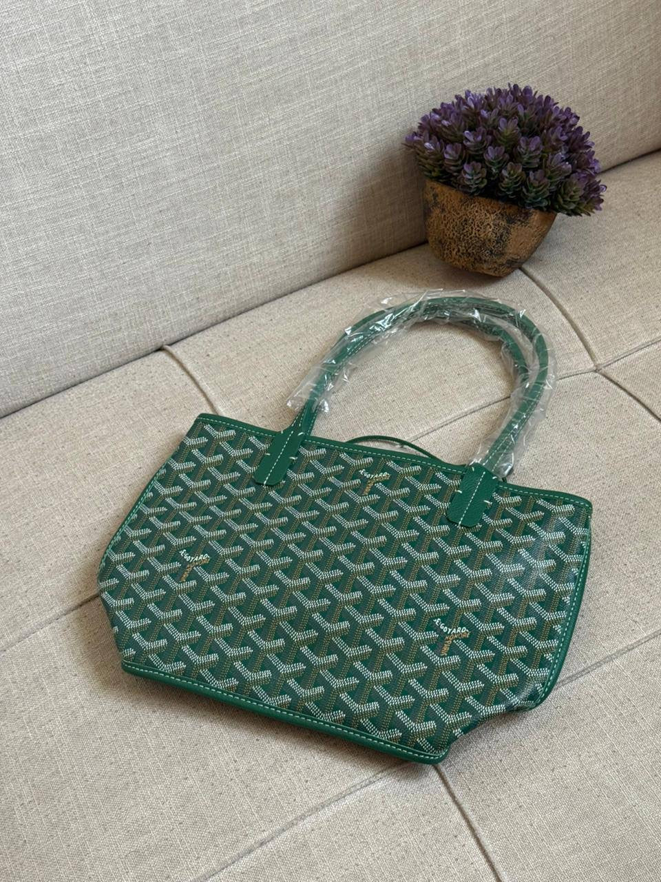 GOYARD✨
SUPER MASTER AAA✅
Same Orginal 👌
For Price 👇 WTSP Text Zain 0568585901
ZainShop
♥️♥️♥️