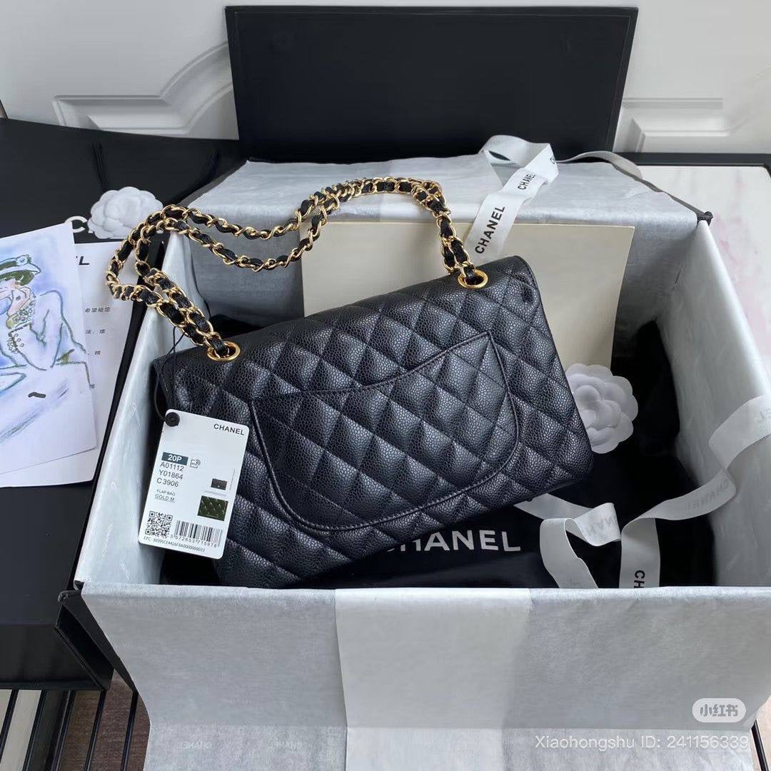.
CHANEL
SUPER MASTER QUALITY 🔥🔥
WITH FULL PACKAGING 🎁
For Price 👇 WTSP Text Zain 0568585901
Zain255
♥️♥️♥️