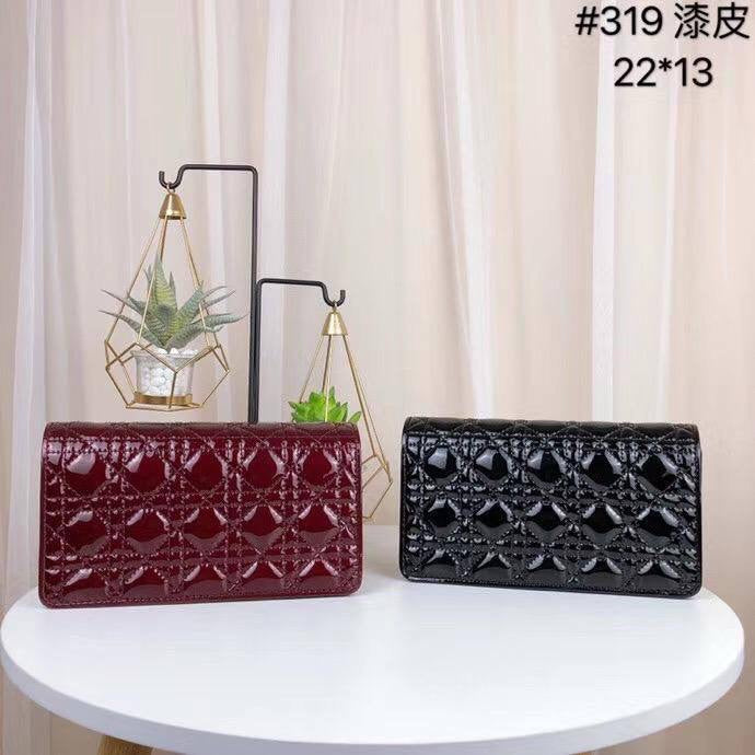 Dior Master 
220 dhs🇦🇪
Add box paper bag🎁
30 dhs🇦🇪
Zain192
♥️♥️♥️