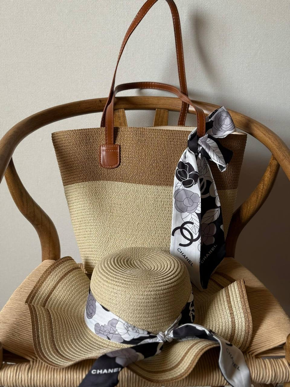 Available Again✨✨✨
*SET BEACH BAG(CAP & BAG)*
280 dhs🇦🇪
Top quality
Zain167
♥️♥️♥️