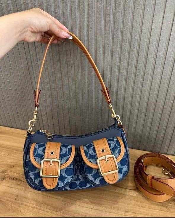 Coach Ashton 
Master quality
25cm × 10. 5cm × 7cm 
with box
🎁🎁🎁
300 dhs🇦🇪
Zain95
♥️♥️♥️