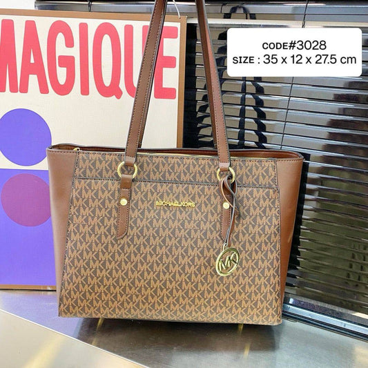 MK
sʜᴏᴜʟᴅᴇʀ ᴛᴏᴛᴇʙᴀɢ 
sɪᴢᴇ : 35 cm
70 dhs🇦🇪
Zain31
♥️♥️♥️
