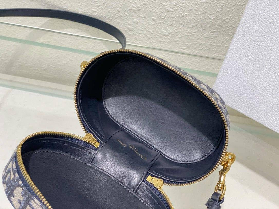 Super Master ++++++
Top Quality 
High Price Bags 
For Price 👇 WTSP Text Zain 0568585901
Zain255
♥️♥️♥️