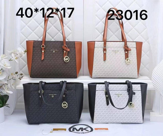 MK Tote
Size : 40 *  12 cm
95 dhs🇦🇪
Zain115
♥️♥️♥️