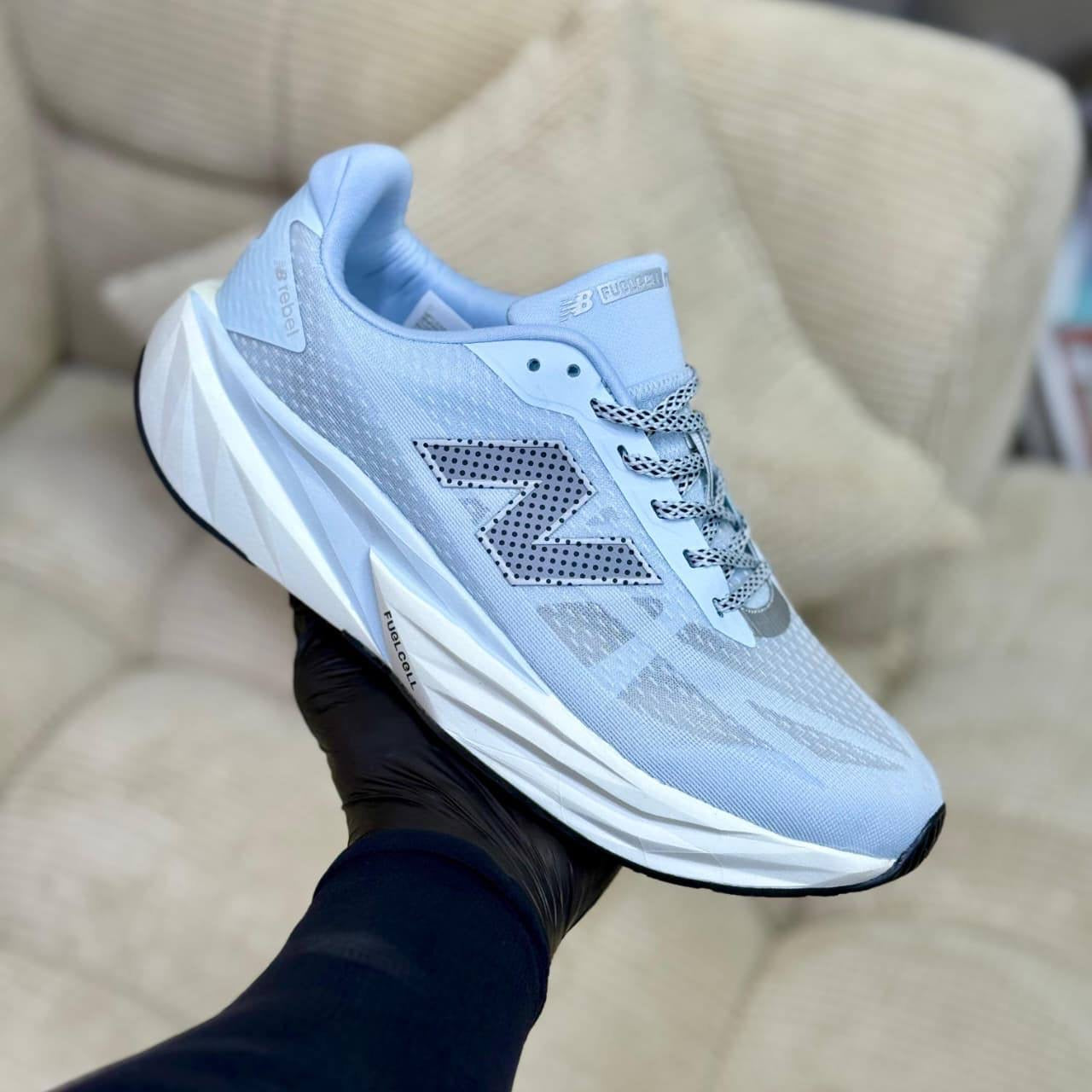 NB
Size 40 to 45
110 dhs🇦🇪
Zain27
♥️♥️♥️