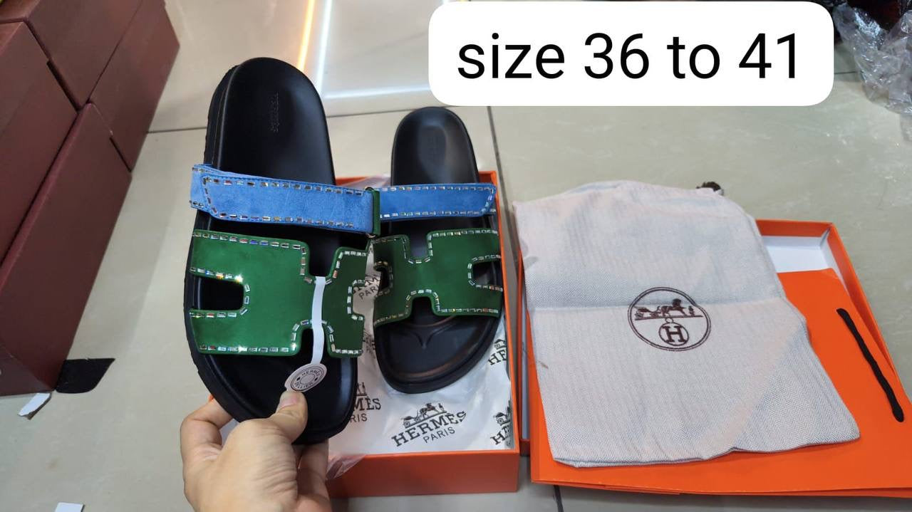 Hermes Slippers
100 dhs🇦🇪
Zain146
♥️♥️♥️